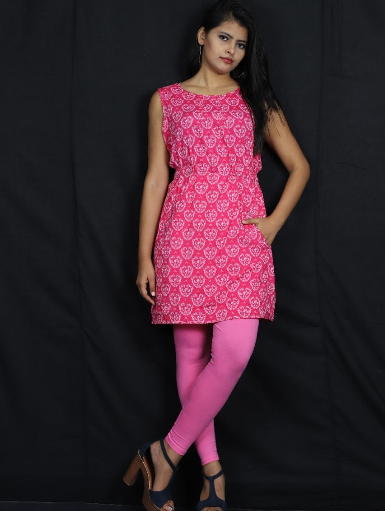 Vastraas Crap Top With Legging Size_M,L,XL