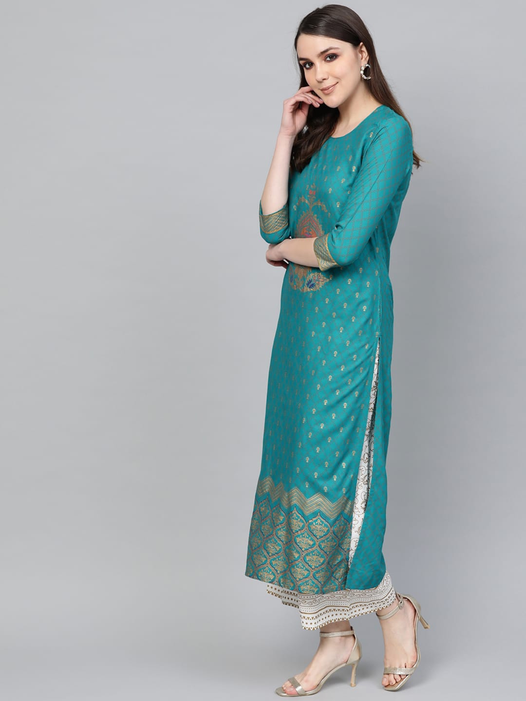 Vastraas Women Kurta and Palazzo Set Printed