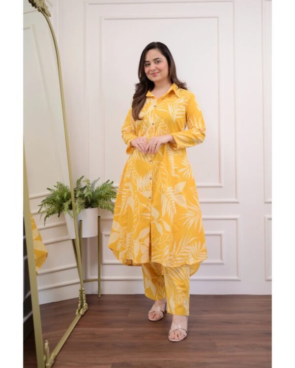 Vastraas Yellow Cotton Co-ord Kurta Pant Set: Floral Print, Collared Neck, 3/4th Sleeves for Women and Teenage Girls | Coord Set for Women and Teenage Girls